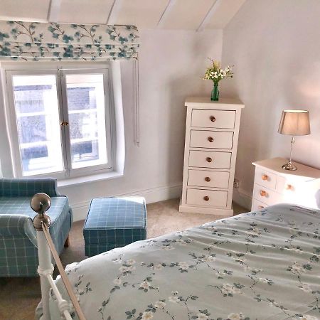 Hill Cottage, Thornton-Le-Daleソーントン・デール エクステリア 写真
